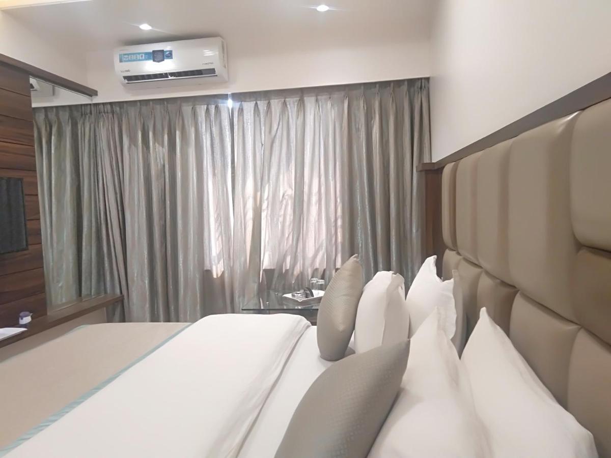 Hotel Shiv Sangram Ahmednagar Esterno foto